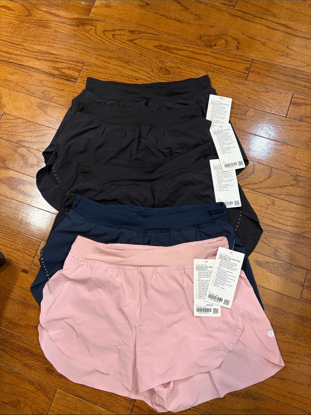 297. Lululemon Fast and Free High-Rise Classic-Fit Split Short 3" NWT - Picture 9 of 9